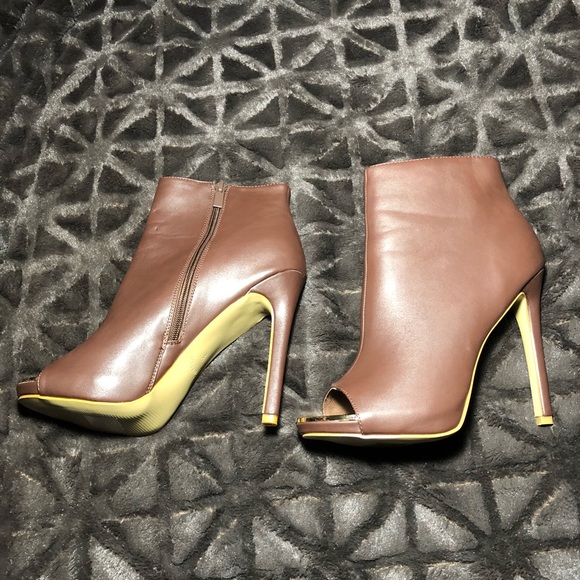Stylist brown heel - Picture 3 of 5